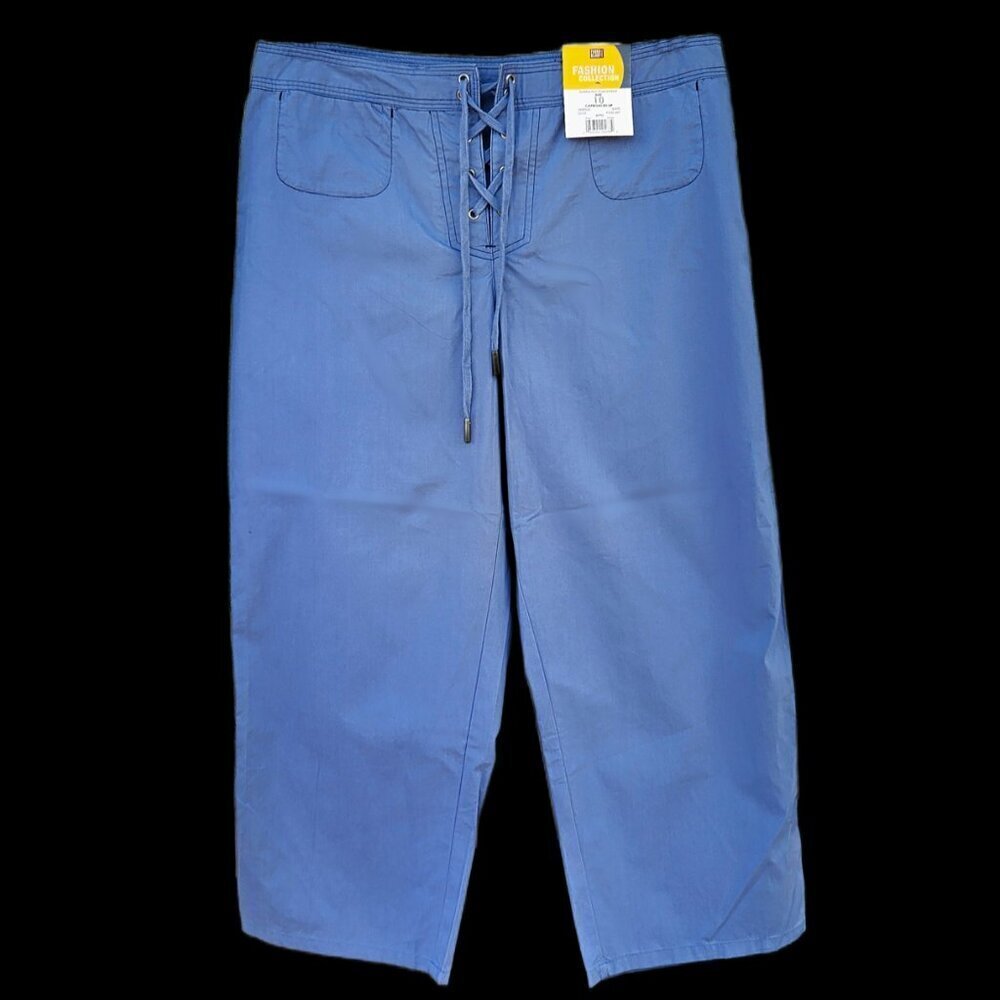 NWT Faded Glory Periwinkle Blue Capri Pant - 10